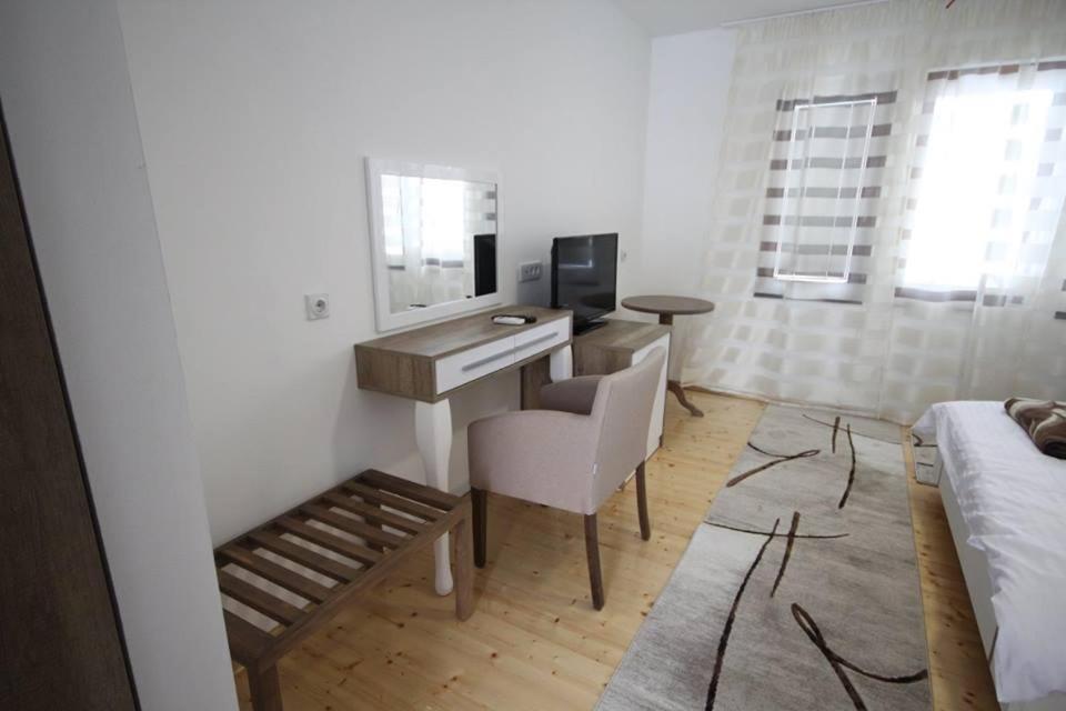 Konak Nestor Bungalows سكوبجي المظهر الخارجي الصورة